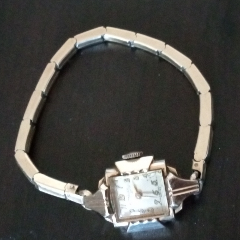 Vintage Wittnauer ladies watch